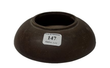 CHINA, 20. Jahrhundert. Wasserschale aus Yixing-St