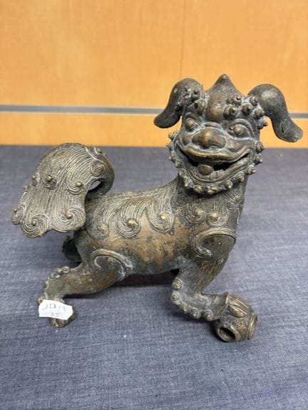 Hund aus Bronze, chinesische Handwerkskunst – 17 c