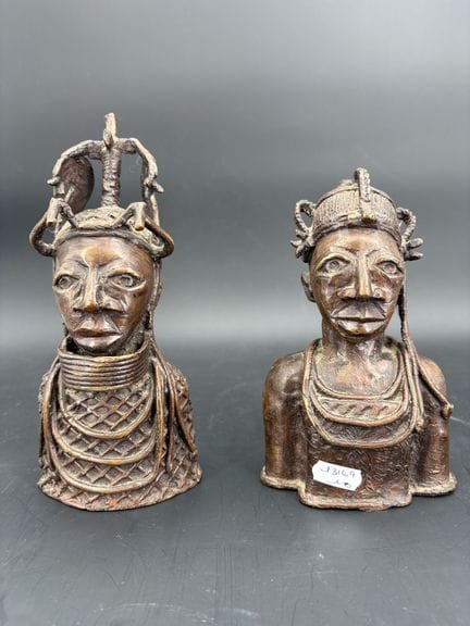Benin, Königspaar, aus Bronze – 23 cm