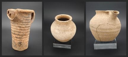 Lote de tres piezas de cerámica de terracota, comp