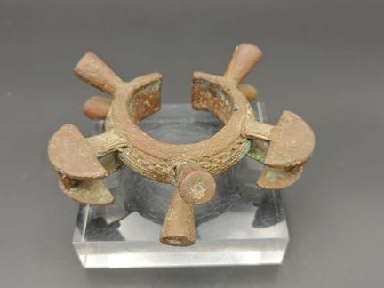 Elemento ornamentale circolare in bronzo (braccial