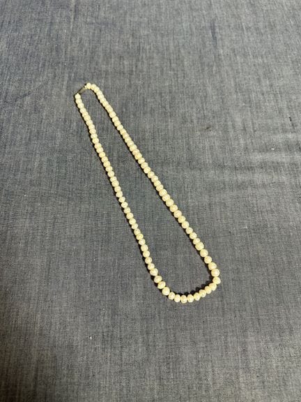 Un collar de perlas de agua dulce - 59,5 cm (aprox