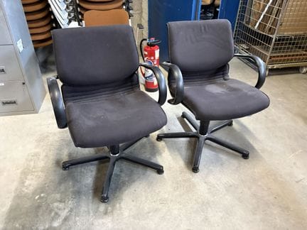 MOBILIER INTERNATIONAL COMFORTO, par de sillones g