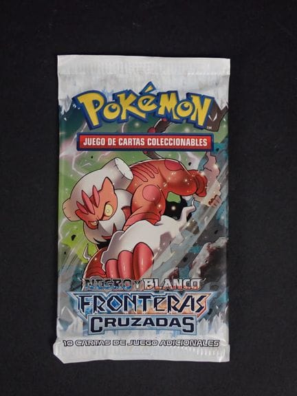 Pokémon Card
Contents: 1 White Kyurem Art Booster 