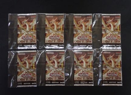 Yu-Gi-Oh!
Contents: Set of 8 booster packs 
Editio