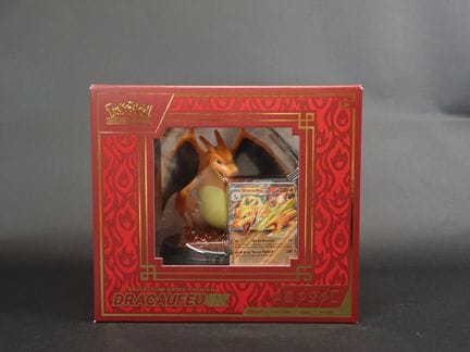 Pokémon Card
Contents: 1 Dracuafeu EX Super Premiu