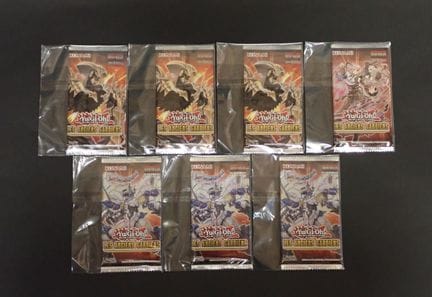 Yu-Gi-Oh
Inhalt: Set mit 7 Booster-Päckchen 
Editi