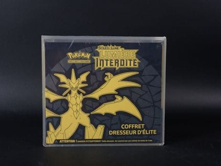 Pokémon Card
Contents: Elite Trainer Box
Edition: 