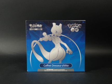 Pokémon Card
Contents: Elite Trainer Box
Edition: 