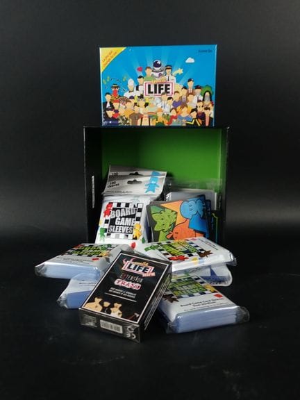 Pokémon/Magic/Dragon Ball 
Set mit verschiedenen K