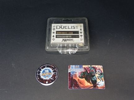 Magic: The Gathering 
Contents: Set of 3 life coun