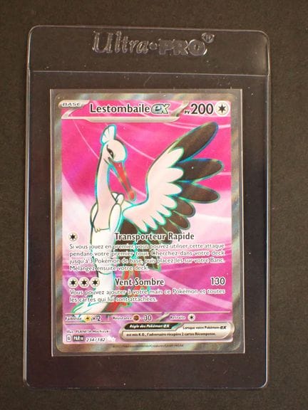 Carta Pokemon
Contenuto: 1 carta rara Lestombaile 
