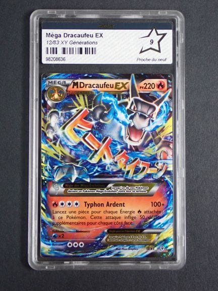 Carte Pokemon 
Contenu: 1 carte rare MDracaufeu EX