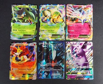 Carta Pokémon 
Contenuto: Set di 5 carte rare tra 