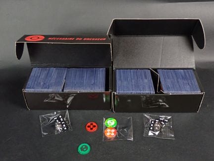 Carte Pokémon 
Contenuto: Set di 4 mazzi in toploa