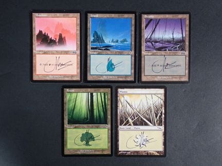 Magic the Gathering 
Contenuto: Set di 5 carte "Ar