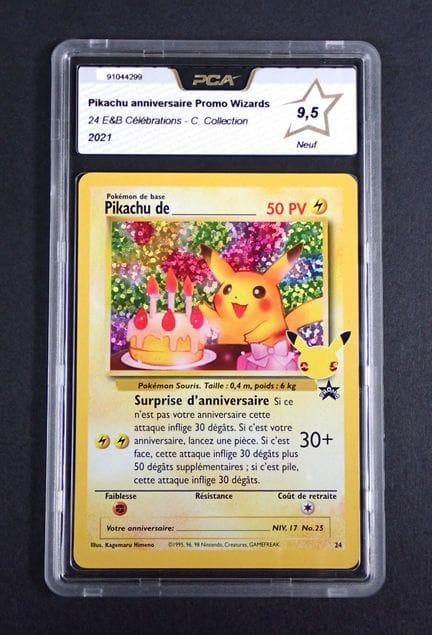 Carte Pokemon 
Contenu: 1 carte rare pikachu anniv