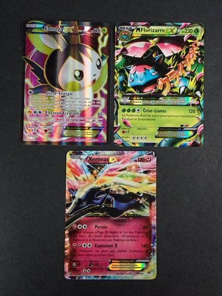 Carte Pokemon 
Contenu: Ensemble de 3 cartes rares