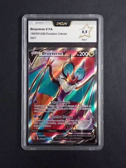Carta Pokémon 
Contenuto: 1 carta rara Bruyverne V