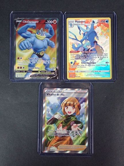 Carte Pokemon 
Contenu: 3 cartes rares Vitalité de