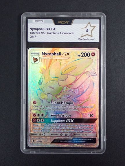 Carte Pokemon 
Contenu: 1 carte rare Nymphali GX
E