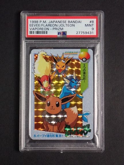 Carta Pokémon 
Contenuto: 1 carta rara Eevee/Flare