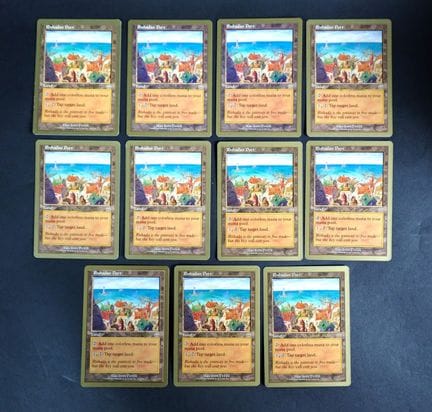 Magic the Gathering 
Contenuto: Set di 11 carte Ri