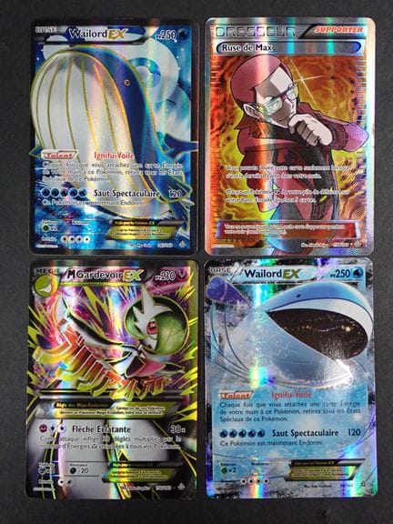 Carte Pokemon 
Contenu: Ensemble de 4 cartes rares