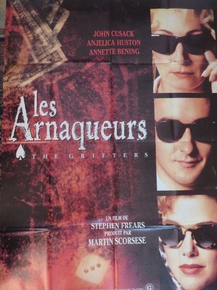 «Les Arnaqueurs»: (1990) de Stephen FREARS avec Jo