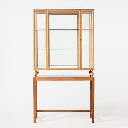 JOSEF FRANK. Vitrinenschrank, Firma Svenskt Tenn, 