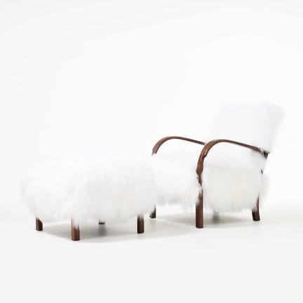 FRITZ HANSEN. Sessel mit Fußhocker, Dänemark, 1940