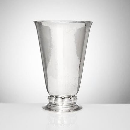 GEORG JENSEN. Vase, Sterlingsilber, Paris 1925–192