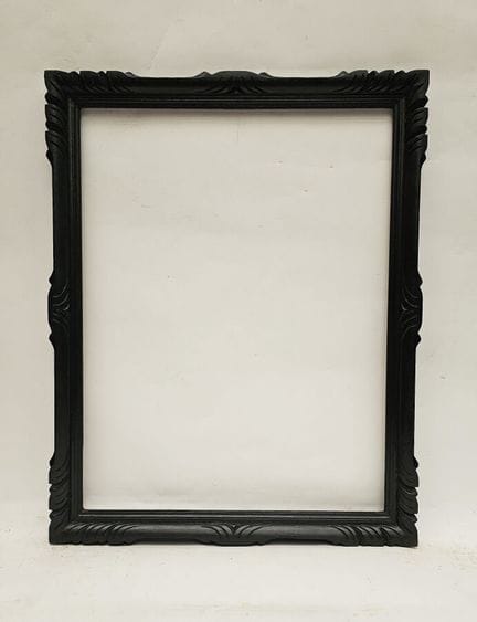 20 世纪 画框（63.5 x 48.5 x 5 厘米）
黑漆雕花木框。 
63.5 x 48.5 