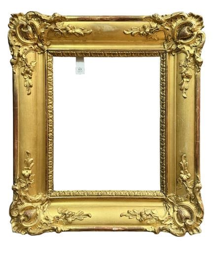 19世纪画框（34.5 x 27.5 x 11 厘米）
木质画框，表面经重新镀金处理，饰有洛可可风格