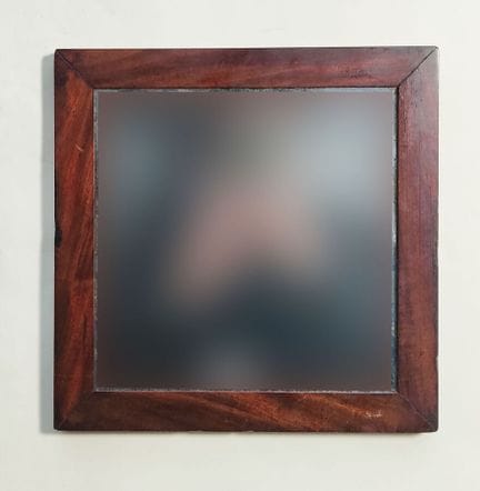 19 世纪 镜框（22 x 22 x 3 厘米）
镜面木饰面方框。
22 x 22 x 3 厘米
磨