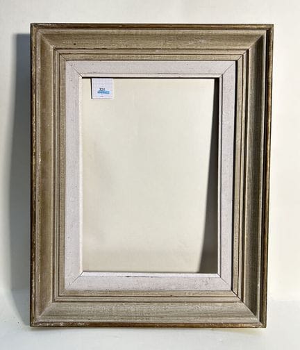 20 世纪 画框（30.5 x 21 x 6.5 厘米）
蒙帕纳斯 "木模框架，灰色漆面，部分镀金。
