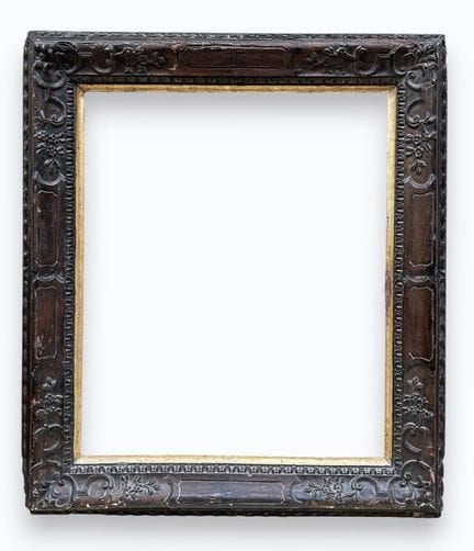 威尼斯画框 18 世纪 66 x 55 x 12 厘米
模制雕刻木框，四角有花卉卷轴，中间有刻痕，叶