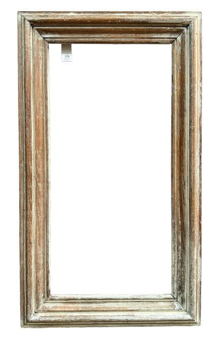 20世纪橡木画框（51.5 x 25 x 7 厘米）
带做旧效果的雕花橡木画框，背面呈斜面
51.5