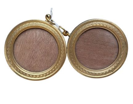 20th-Century FRAMES (5.5 x 1 cm)
Pair of small rou