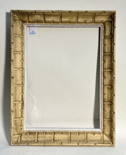 20 世纪 画框（39 x 28 x 5.5 厘米）
蒙帕纳斯 "镜框，木质模压、雕刻和上漆。 
3