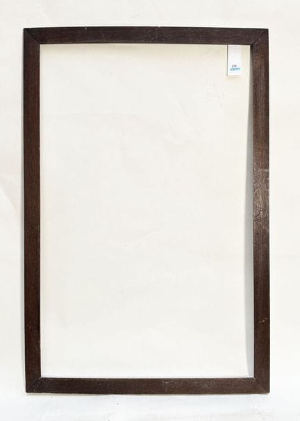 19 世纪晚期的包袋（62 x 40.5 x 3 厘米）
漆面木质扁形木棍。
62 x 40.5 x