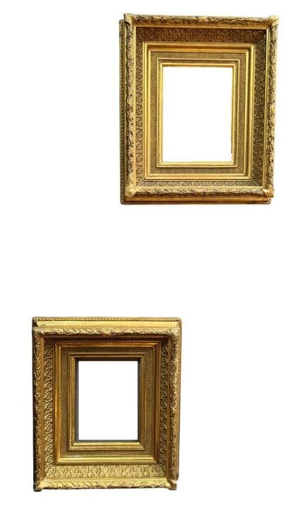 一对巴比松画框 (20 x 15 x 10 厘米)
所谓“巴比松”风格的画框，由木料制成并饰以镀金饰