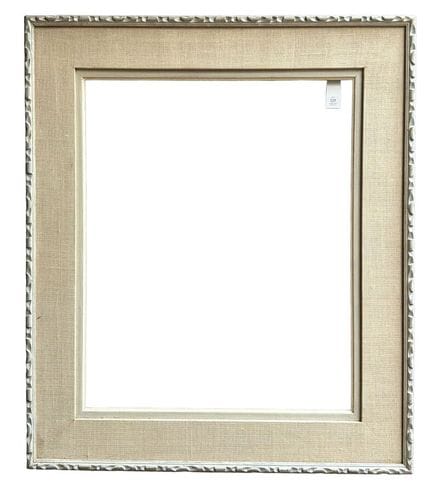 20世纪画框（53.5 x 44.5 x 10 厘米）
雕花木框，表面涂有白色漆，配有大片米色绷紧织