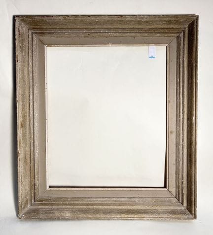 20 世纪 画框（54.5 x 45 x 10 厘米）
蒙帕纳斯 "镜框，模压木和灰色漆面。 
54