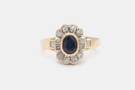 BAGUE en or jaune 18k (750 millièmes) composée d'u