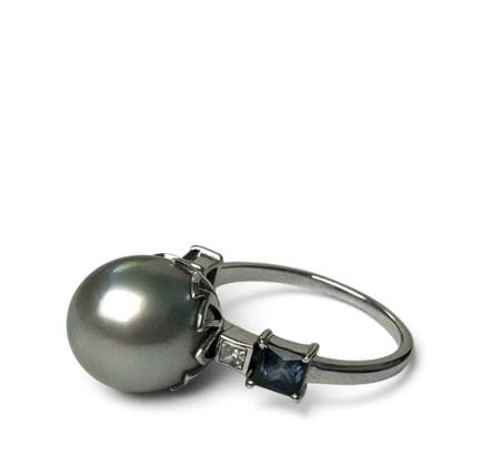 BAGUE ORNÉE D'UNE PERLE DES MERS DU SUD de culture