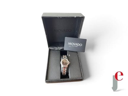 MOVADO 800系列，型号SUB SEA 200m
女士不锈钢腕表，表圈镶钻，黑色表盘
石英机芯