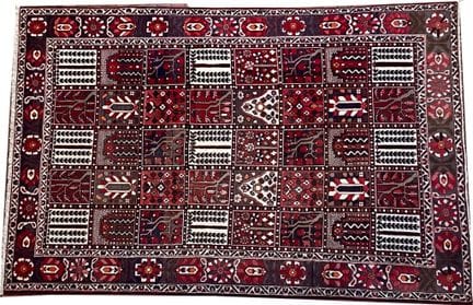 BAKHTIAR-IRAN, .Grand tapis noué à la main à décor