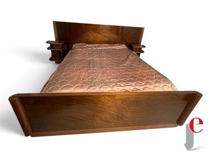 ANDRÉ SORNAY (1902-2000) 
Set da camera da letto i