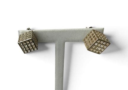 MARIANNE TIMPERMAN 
BOUCLES D'OREILLES FIL UNIK KU